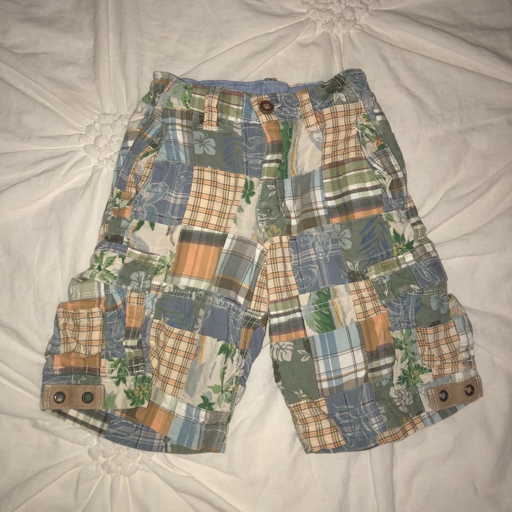 Adorable boys Gap kids palm tree plaid shorts